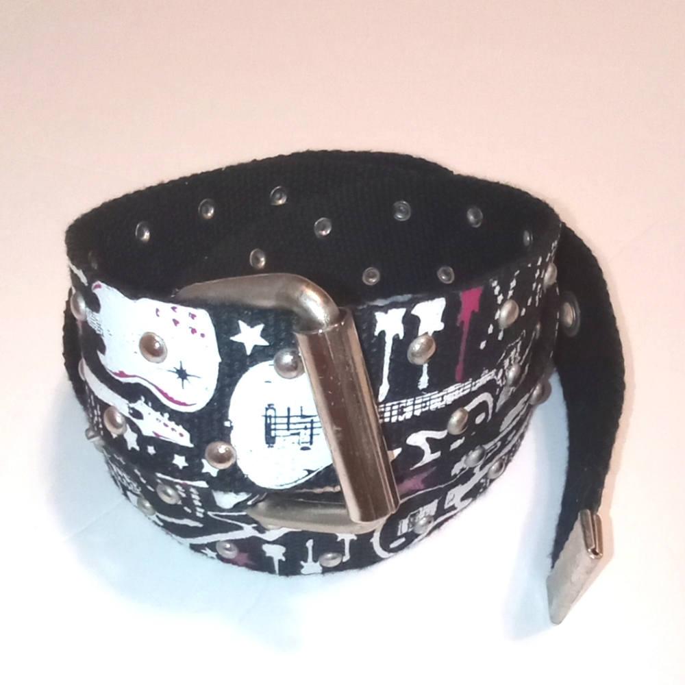 Rock NRoll Music Guitar Goth Studded Print Metal Band Buckle Unisex Belt 39.5"
